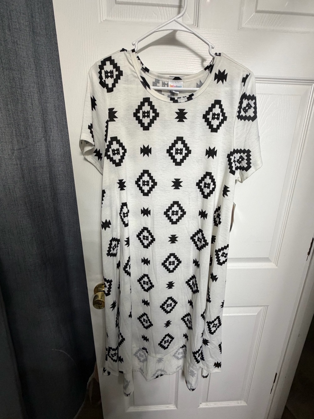 LuLaRoe Black & White Geometric T-Shirt Dress